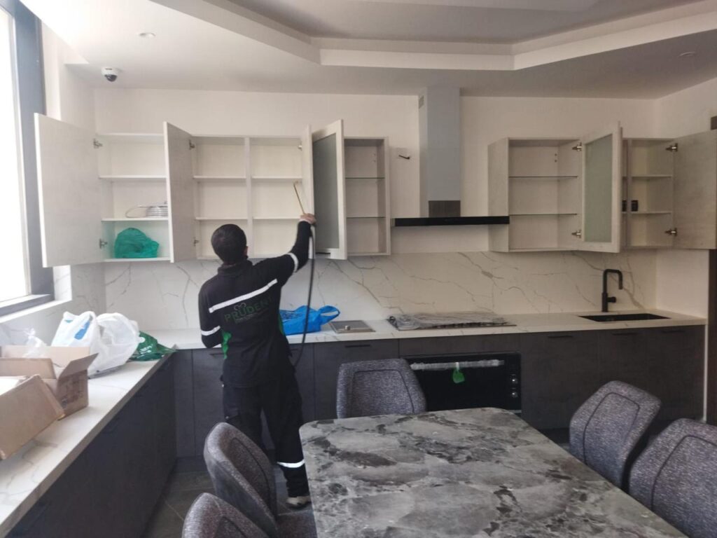 cockroach control services